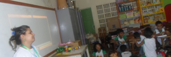 Oficina de Reciclagem na Escola Municipal Professora Zélia Matias - Petrolina-PE - 14.05.2014
